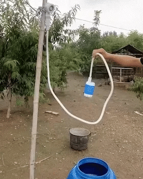 AquaLite™ Compact Handheld Outdoor Shower – Portable Travel & Camping Water Sprayer